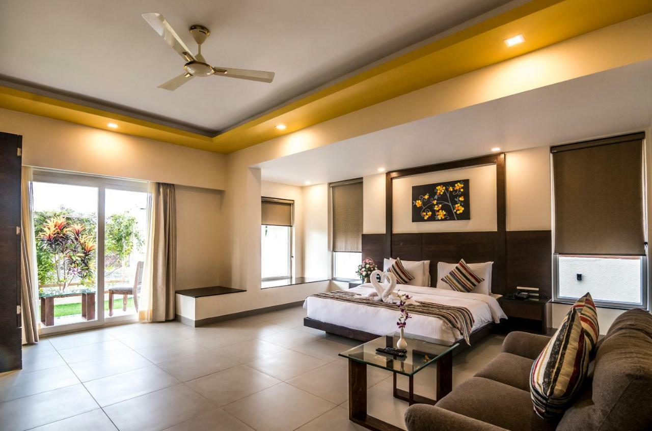 Regenta Central North Goa, Arpora Exterior photo